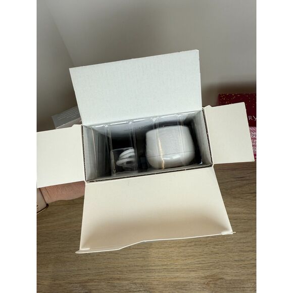 Mary Kay Skinvigorate Sonic Facial Cleansing Brush Head Skin Care System - Picture 7 of 11